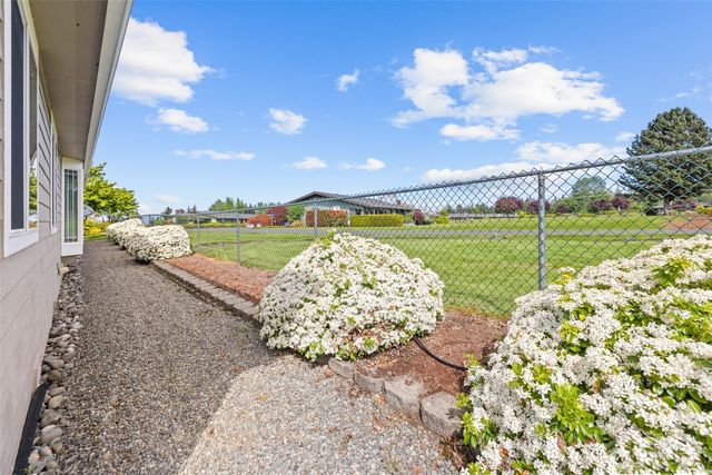 433 Big Leaf Court, Sequim, WA 98382