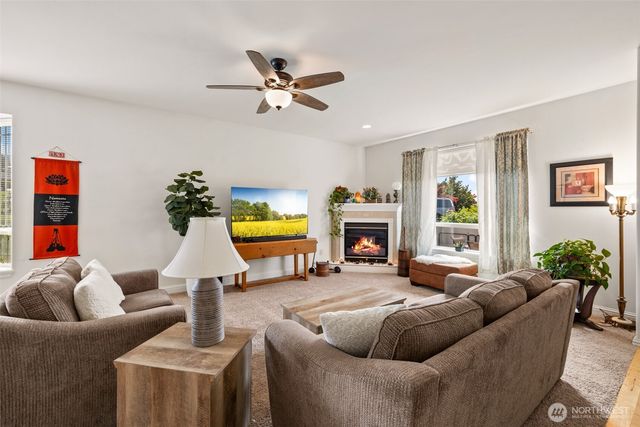 433 Big Leaf Court, Sequim, WA 98382