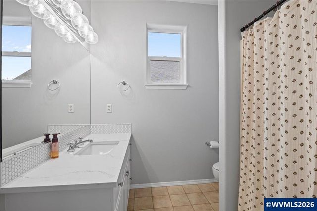 2610 Tyler Ct NW, Salem, OR 97301