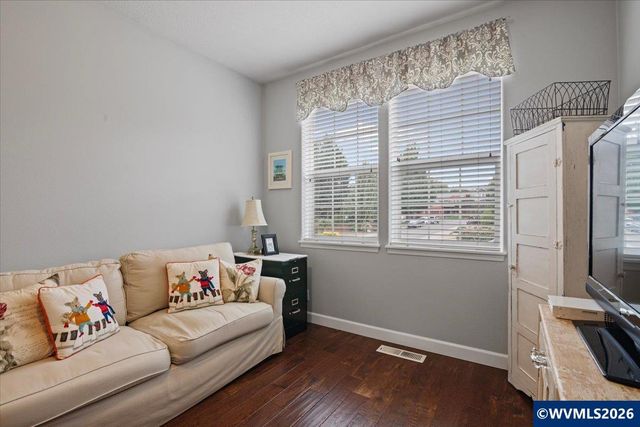 2610 Tyler Ct NW, Salem, OR 97301