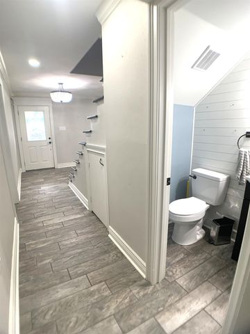 2216 Acadian Dr, Houma, LA 70363