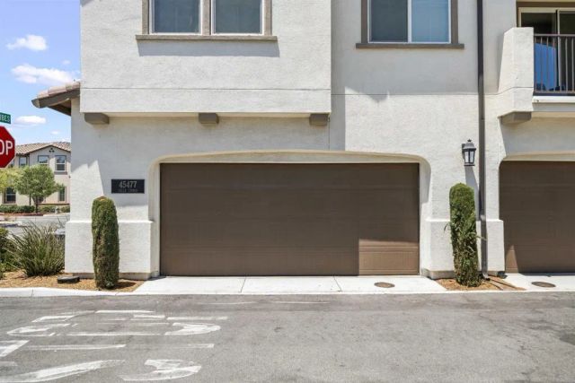 45477 Calle Cirros, Temecula, CA 92592