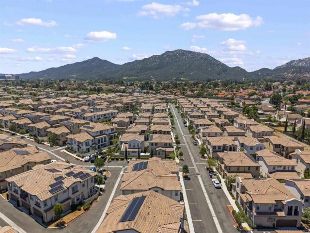 45477 Calle Cirros, Temecula, CA 92592