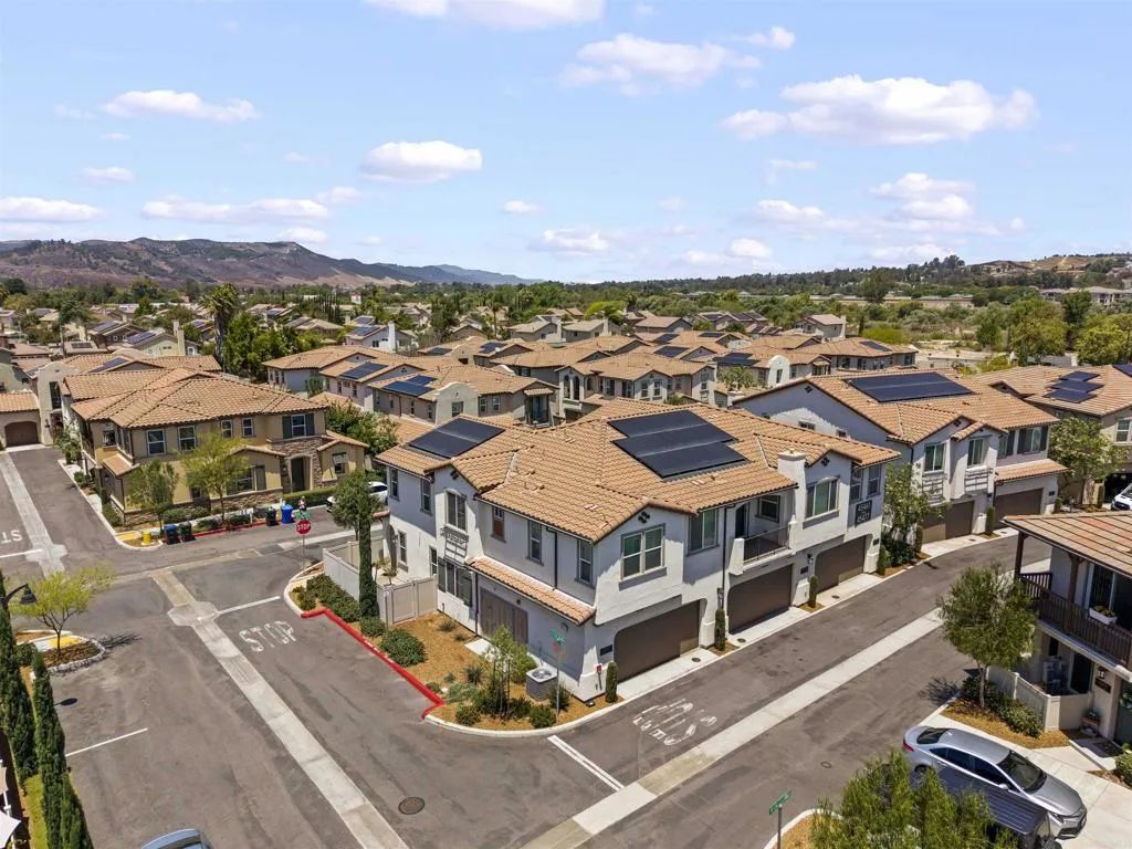 45477 Calle Cirros, Temecula, CA 92592