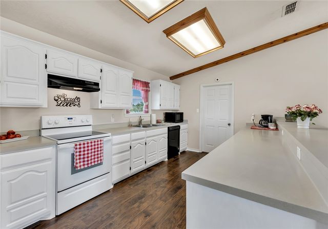 11577 Coleman Street, Bryan, TX 77808