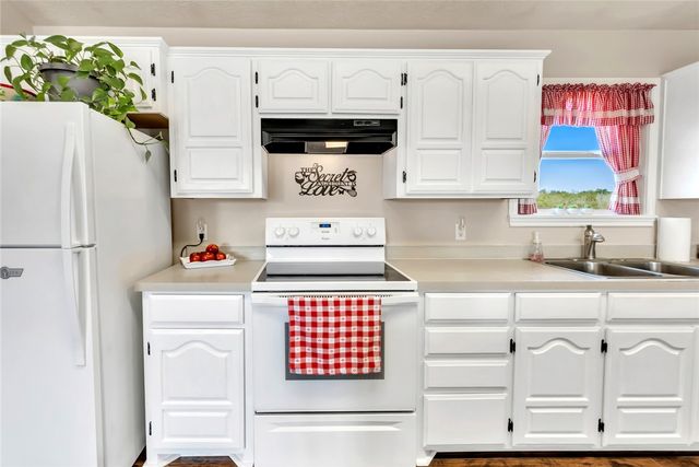 11577 Coleman Street, Bryan, TX 77808