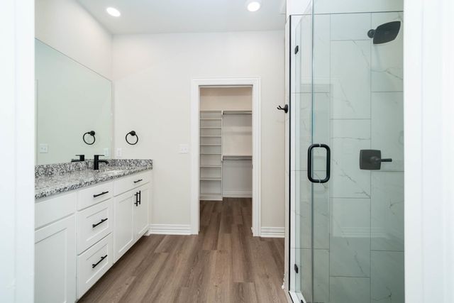 1427 Page Valley Cir, Longview, TX 75601