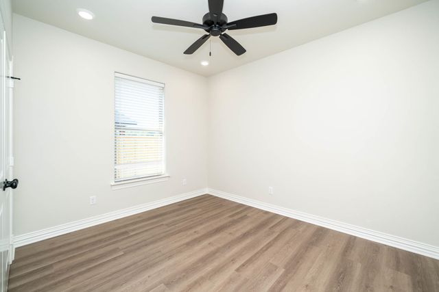 1427 Page Valley Cir, Longview, TX 75601