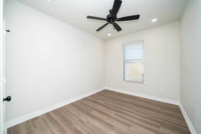 1427 Page Valley Cir, Longview, TX 75601