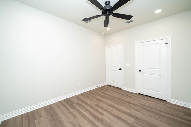 1427 Page Valley Cir, Longview, TX 75601