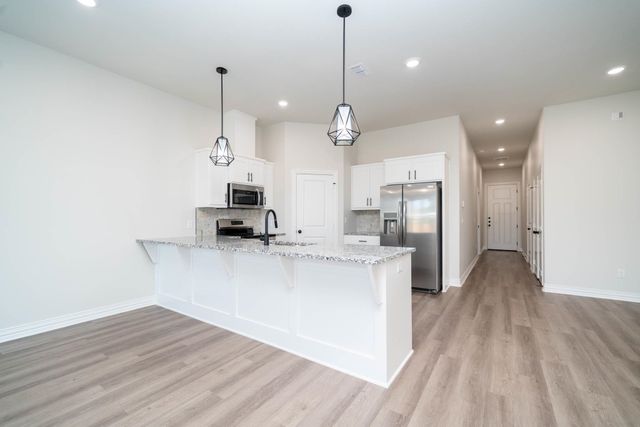 1427 Page Valley Cir, Longview, TX 75601