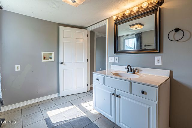 19280 Repass Road, Abingdon, VA 24210