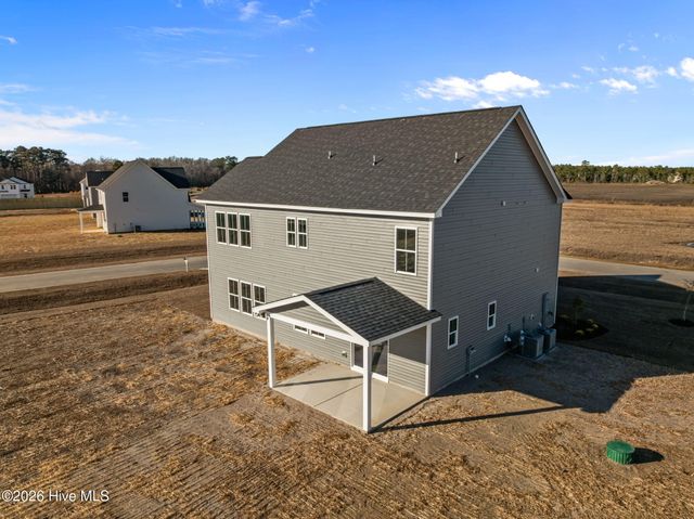 801 Tupelo Tree Drive, Hubert, NC 28539