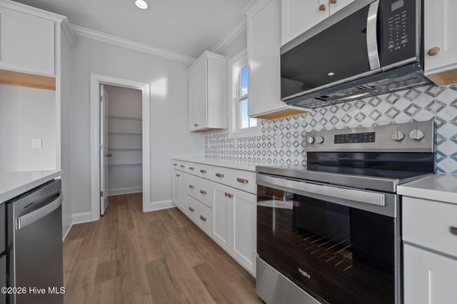 801 Tupelo Tree Drive, Hubert, NC 28539