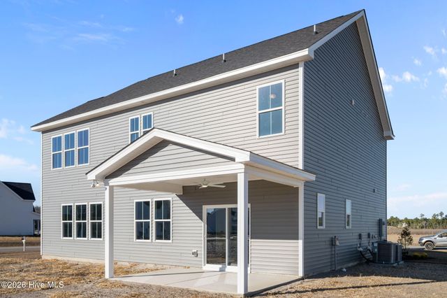 801 Tupelo Tree Drive, Hubert, NC 28539