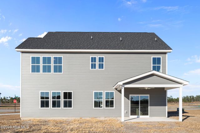 801 Tupelo Tree Drive, Hubert, NC 28539