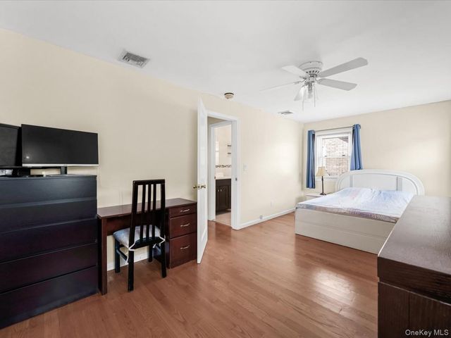 7307 185th Street, Fresh Meadows, NY 11366