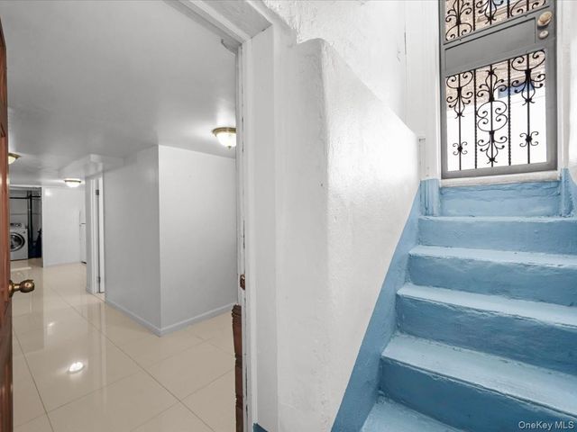 7307 185th Street, Fresh Meadows, NY 11366