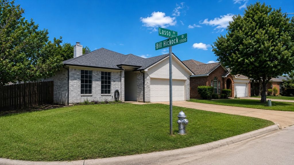 3601 Lasso Road, Fort Worth, TX 76262