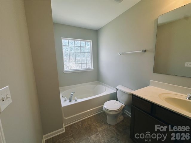 2043 Aston Mill Place, Charlotte, NC 28273
