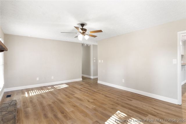 6986 Calamar Drive, Fayetteville, NC 28314