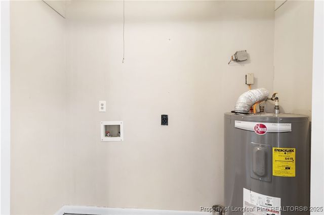 6986 Calamar Drive, Fayetteville, NC 28314