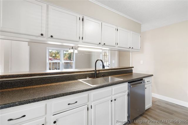 6986 Calamar Drive, Fayetteville, NC 28314