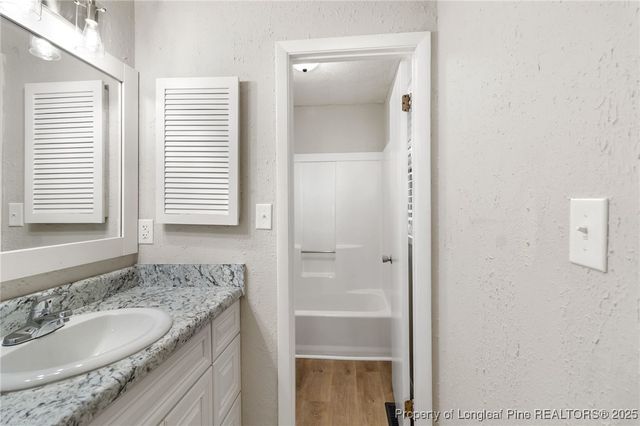 6986 Calamar Drive, Fayetteville, NC 28314