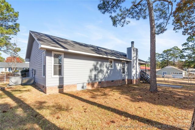 6986 Calamar Drive, Fayetteville, NC 28314