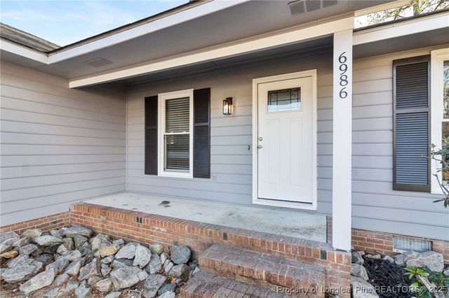 6986 Calamar Drive, Fayetteville, NC 28314
