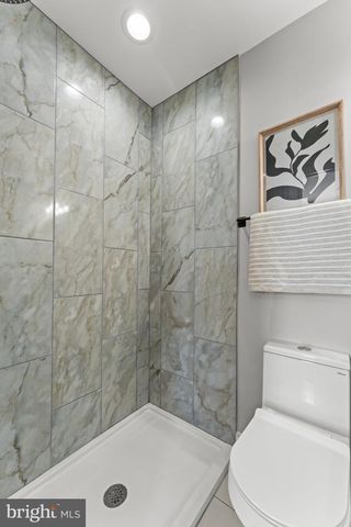 1724 N MILTON AVE, Baltimore, MD 21213