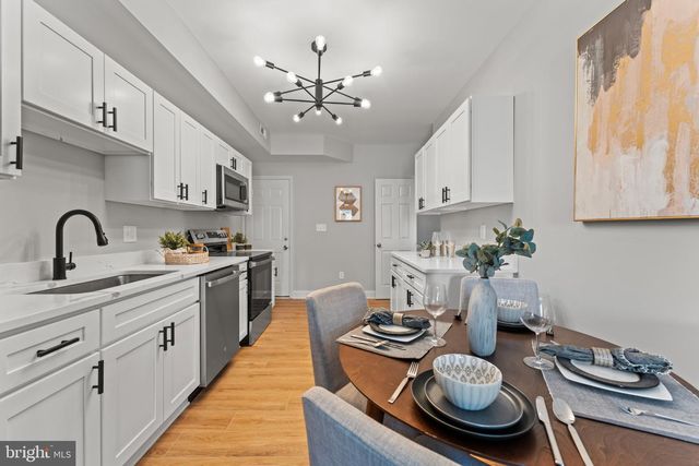 1724 N MILTON AVE, Baltimore, MD 21213