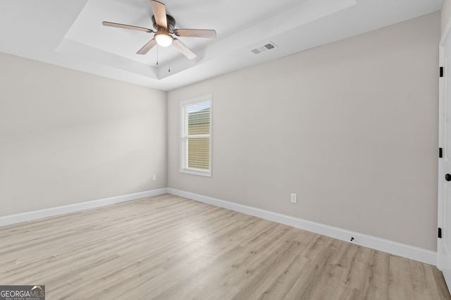 302 Beau Claire Circle, Byron, GA 31008