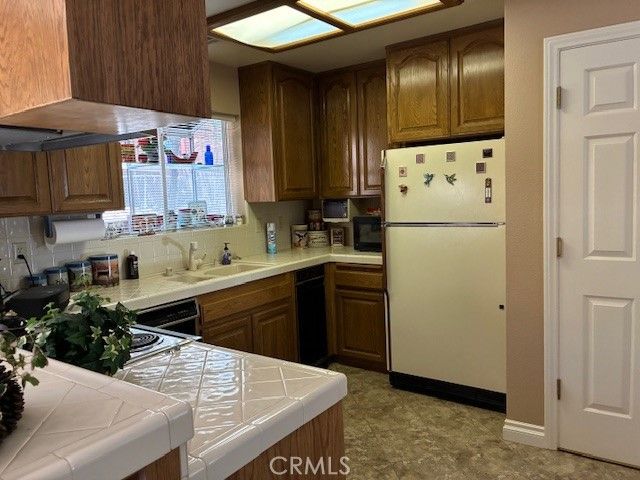 32079 Fern, Running Springs, CA 92382