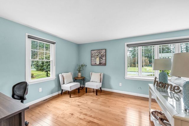 141 Tanglewood Drive, East Longmeadow, MA 01028