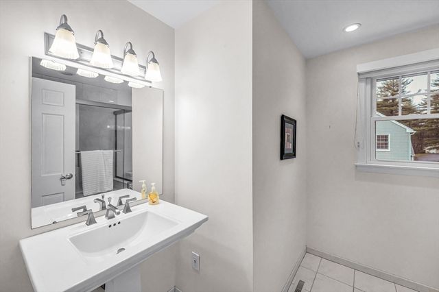 141 Tanglewood Drive, East Longmeadow, MA 01028