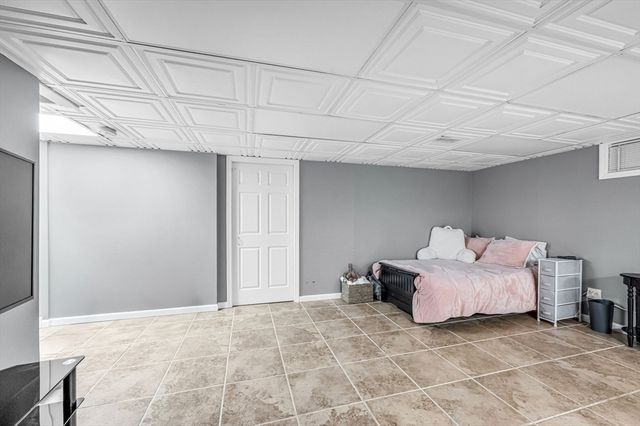 141 Tanglewood Drive, East Longmeadow, MA 01028