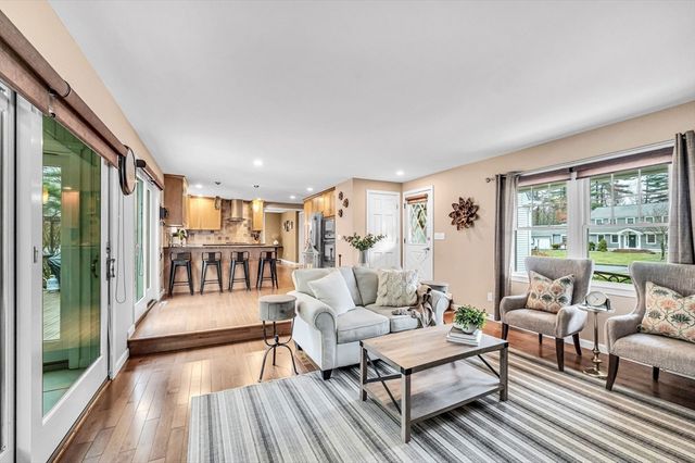 141 Tanglewood Drive, East Longmeadow, MA 01028