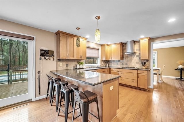 141 Tanglewood Drive, East Longmeadow, MA 01028