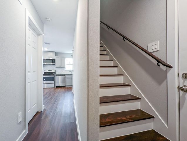 6811 Glass Street B, Houston, TX 77016