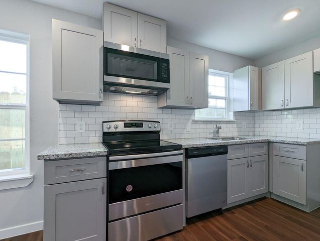 6811 Glass Street B, Houston, TX 77016