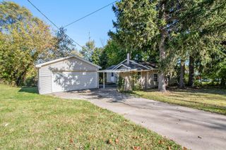 1005 E Front Street, Buchanan City, MI 49107