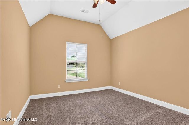 859 W Fairway Pointe Cove, Hernando, MS 38632