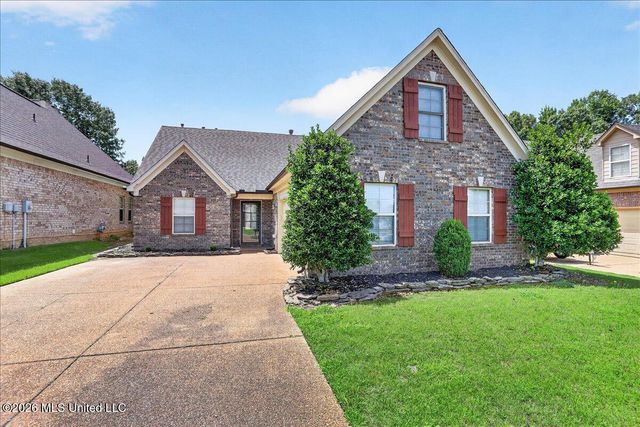 859 W Fairway Pointe Cove, Hernando, MS 38632
