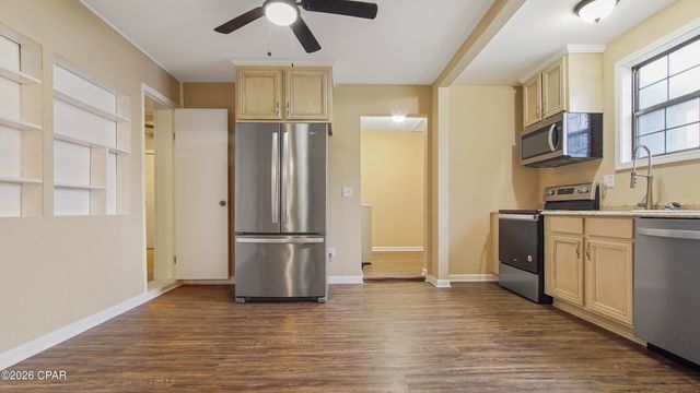 614 Bay Avenue, Panama City, FL 32401