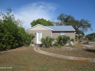614 Bay Avenue, Panama City, FL 32401