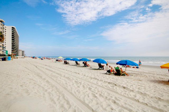 2498 Coastline Ct Unit 203, Murrells Inlet, SC 29576