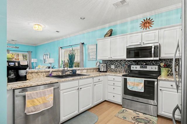 2498 Coastline Ct Unit 203, Murrells Inlet, SC 29576