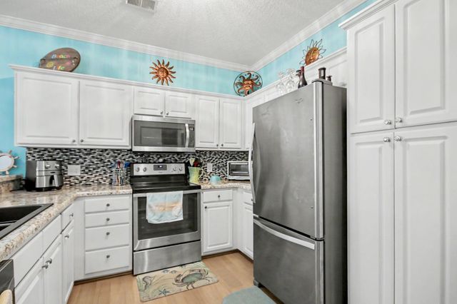 2498 Coastline Ct Unit 203, Murrells Inlet, SC 29576