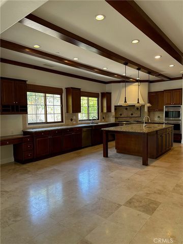 25351 MUSTANG Drive, Laguna Hills, CA 92653